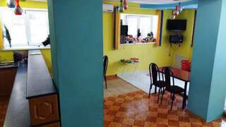 Гостиница Малинкин Градъ Гостевой дом Анапа Стандартный трехместный номер-6